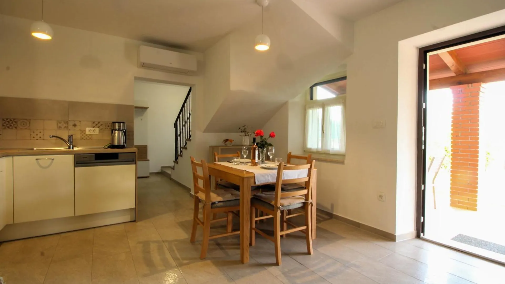 Holiday Home Zora Višnjan